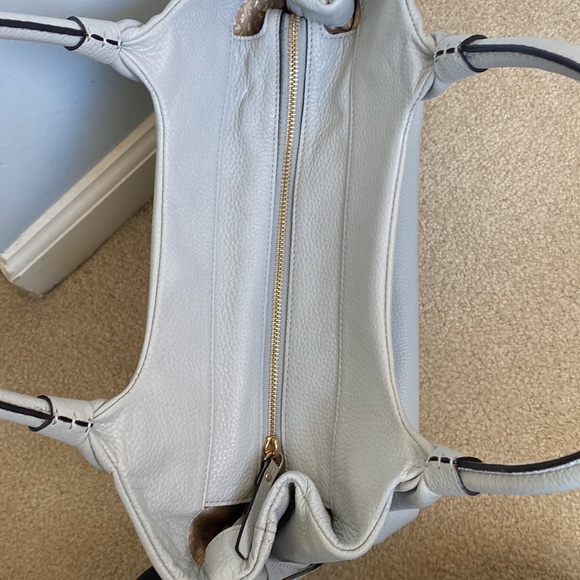 Kate spade New York shoulder bag used one time. Very much like new without tags. - Picture 5 of 6